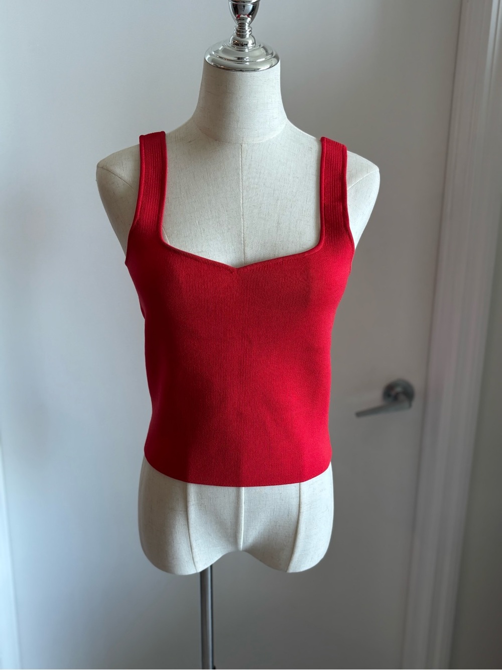 Zara Red Sweetheart -Neck Ribbed Tank
